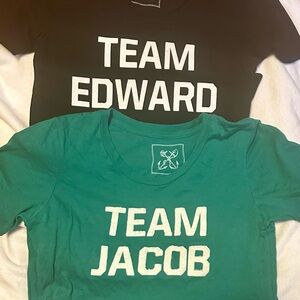 TWILIGHT Urban Outfitters NWOT Team  Edward and Team Jacob T-Shirt Lot Size S